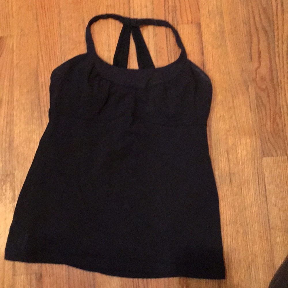 Lululemon workout tank